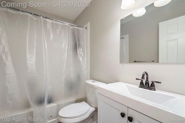 46059 Huling Street, Shelby Charter Township, MI 48317