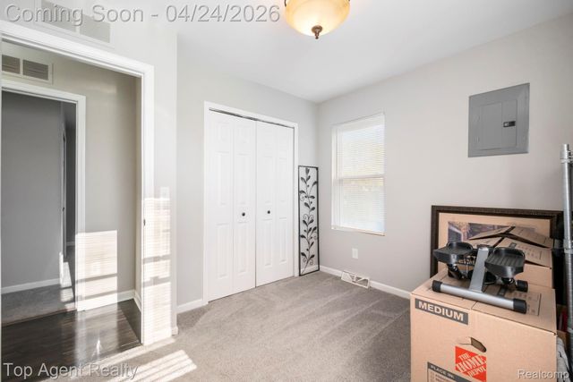 46059 Huling Street, Shelby Charter Township, MI 48317