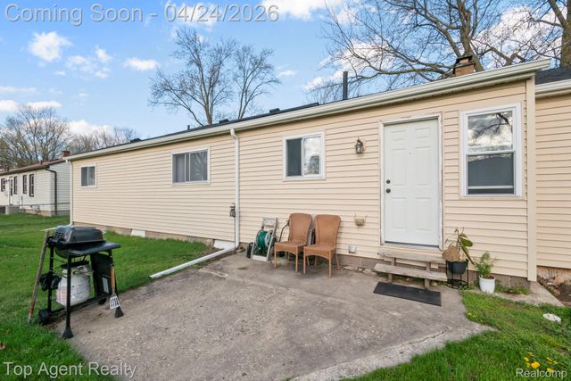 46059 Huling Street, Shelby Charter Township, MI 48317