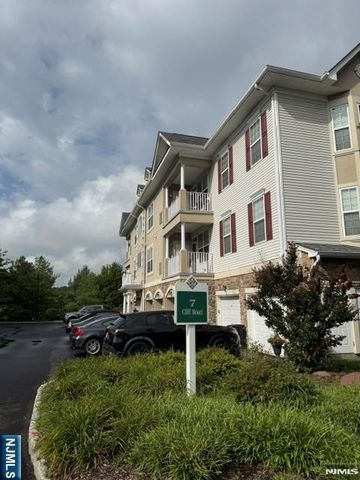 7 Cliff Road D2, Woodland Park, NJ 07424