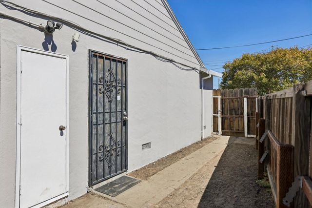 22801 Kiwanis Street, Hayward, CA 94541