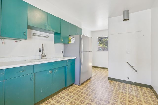 22801 Kiwanis Street, Hayward, CA 94541