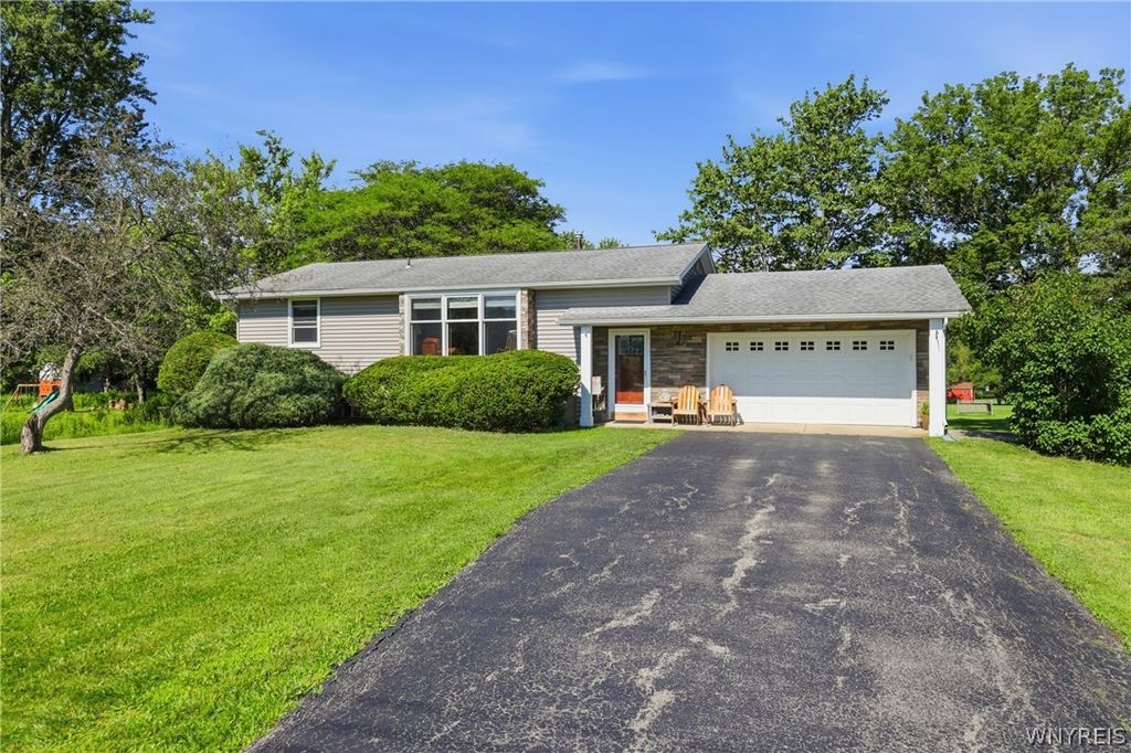 766 Schultz Road, Elma, NY 14059