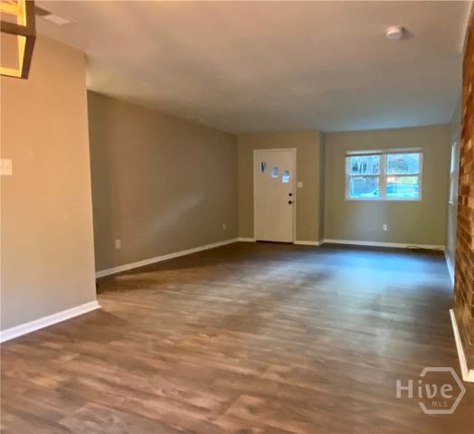 8620 Ferguson Avenue, Savannah, GA 31406