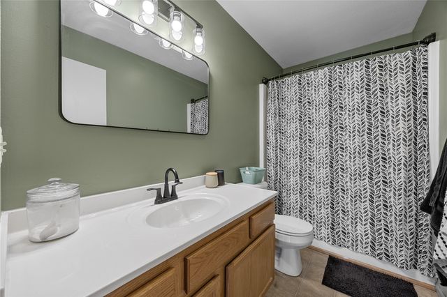40 Cattail Lane, North Liberty, IA 52317
