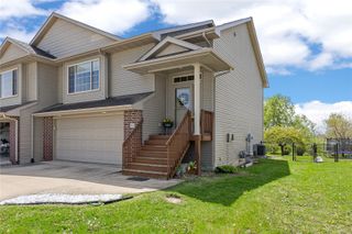 40 Cattail Lane, North Liberty, IA 52317