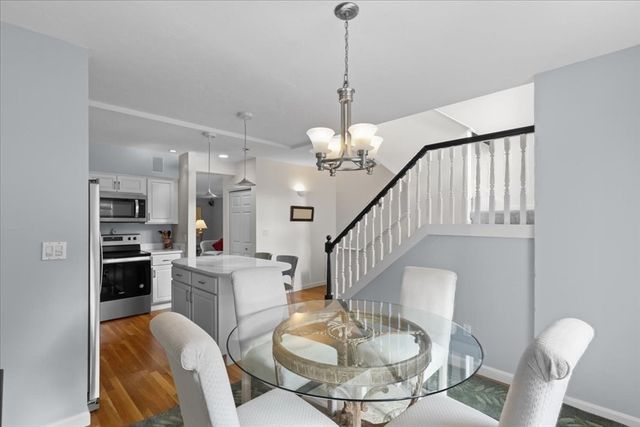 10 Sloop Ln 87, Quincy, MA 02171