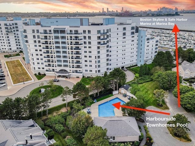 10 Sloop Ln 87, Quincy, MA 02171