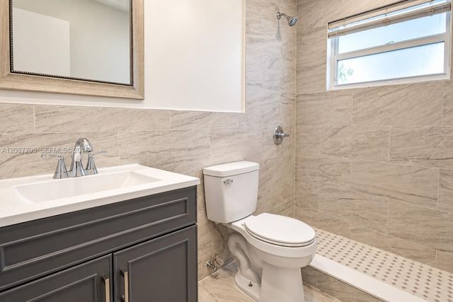 7303 NW 59th Street, Tamarac, FL 33321