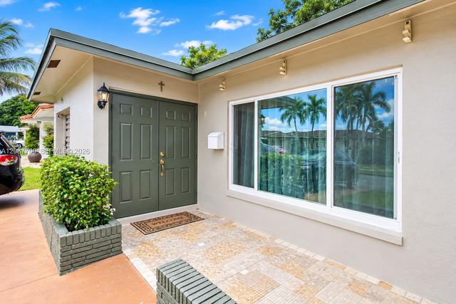 7303 NW 59th Street, Tamarac, FL 33321