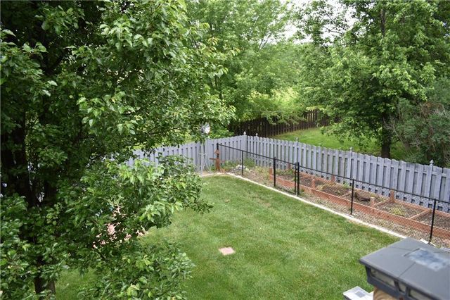 3800 Richmond Drive, Leavenworth, KS 66048