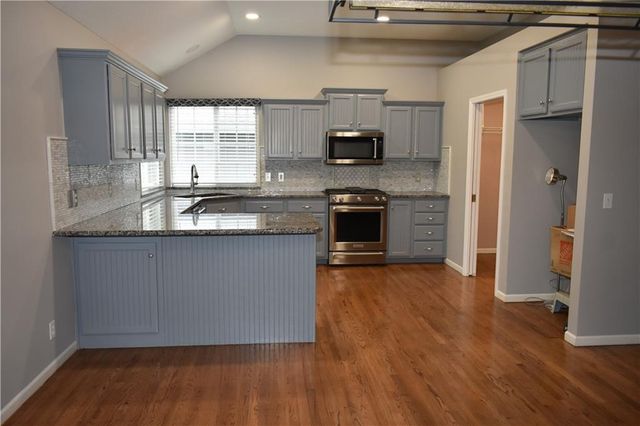 3800 Richmond Drive, Leavenworth, KS 66048