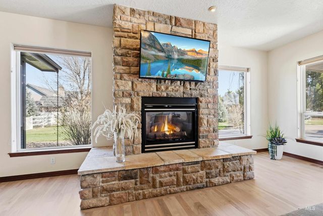 8018 W Snowberry Court, Boise, ID 83709