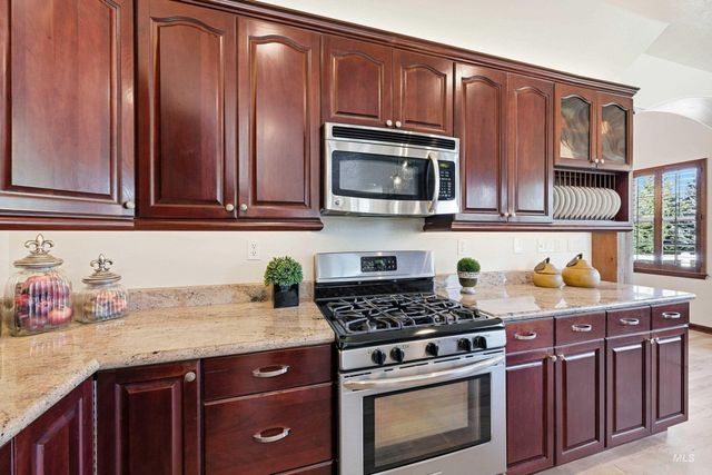 8018 W Snowberry Court, Boise, ID 83709