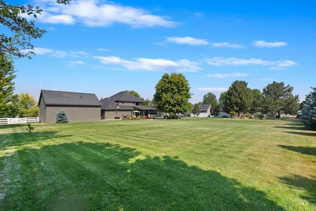 8018 W Snowberry Court, Boise, ID 83709