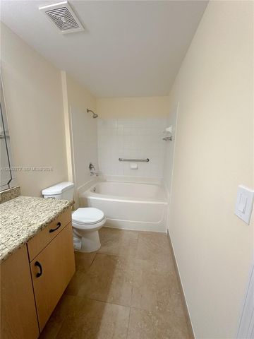533 NE 3rd Avenue 320, Fort Lauderdale, FL 33301