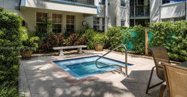 533 NE 3rd Avenue 320, Fort Lauderdale, FL 33301