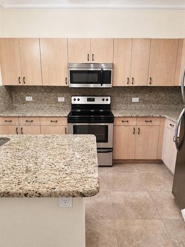 533 NE 3rd Avenue 320, Fort Lauderdale, FL 33301
