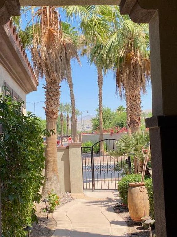 Image 3 of property listing at 81515 Camino Vallecita, Indio, CA 92203