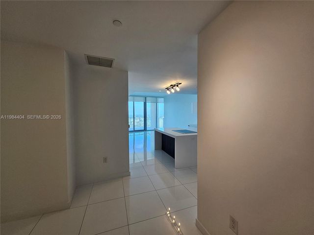 851 NE 1st Ave 4000, Miami, FL 33132