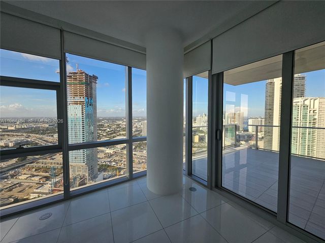 851 NE 1st Ave 4000, Miami, FL 33132