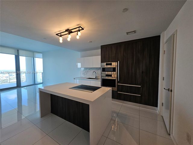 851 NE 1st Ave 4000, Miami, FL 33132