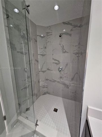 851 NE 1st Ave 4000, Miami, FL 33132