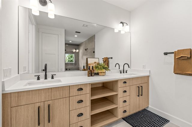 7432 Tremper Street, Houston, TX 77020