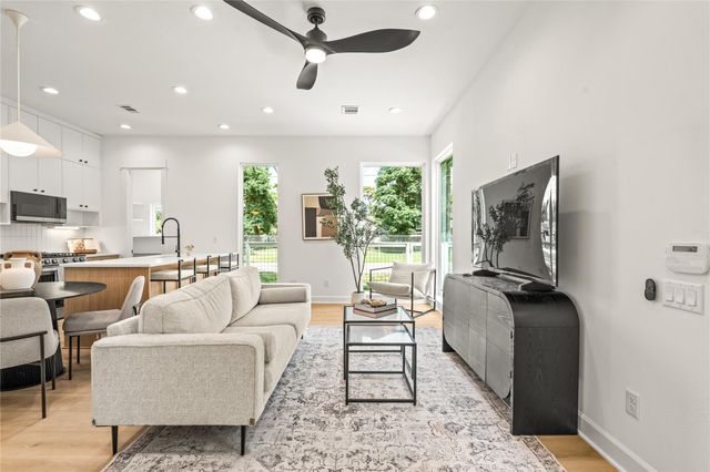 7432 Tremper Street, Houston, TX 77020