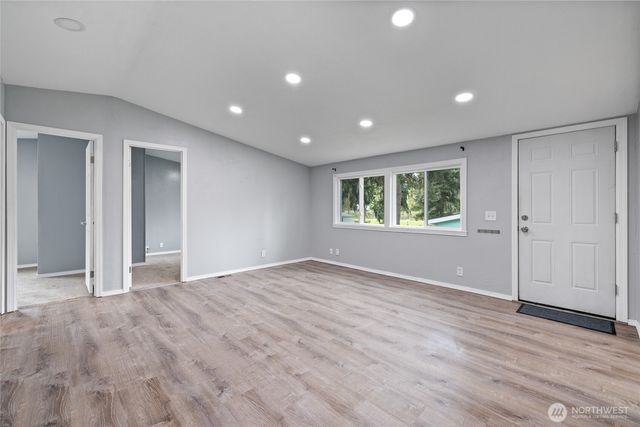 28602 75th Avenue S, Roy, WA 98580