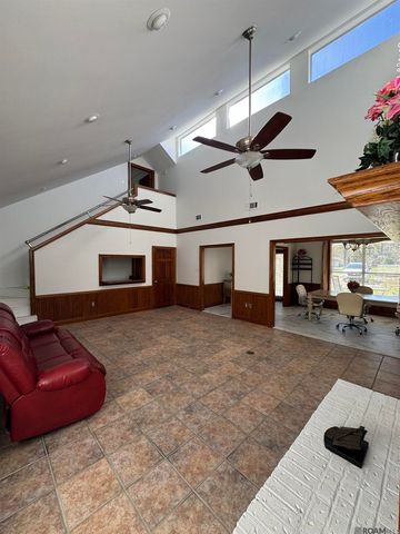 6033 Harness Rd, Baton Rouge, LA 70817