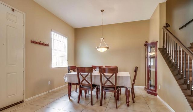 1566 Calle De La Flor 2, Chula Vista, CA 91913