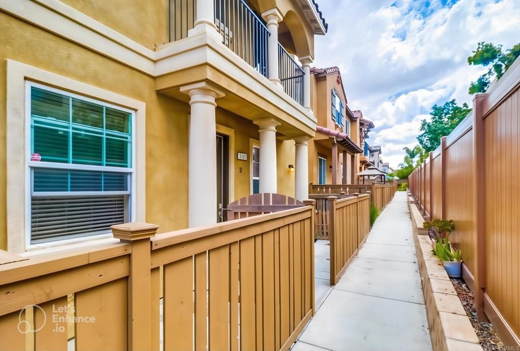 1566 Calle De La Flor 2, Chula Vista, CA 91913