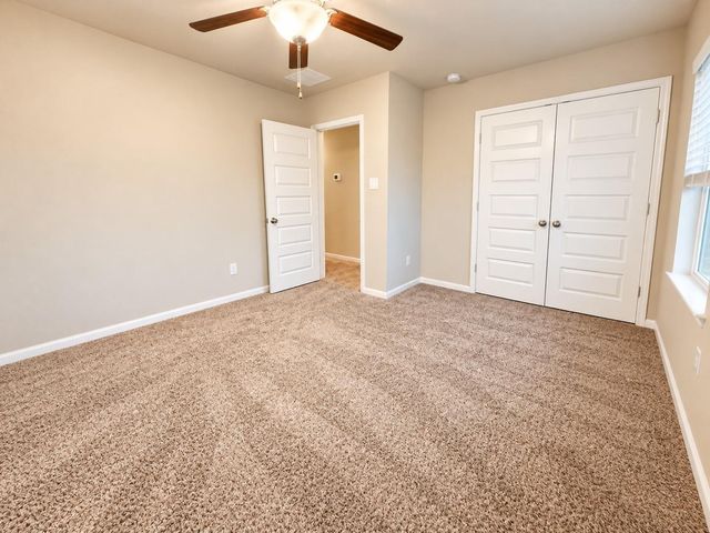 10012 Deussen Lane, Texas City, TX 77591