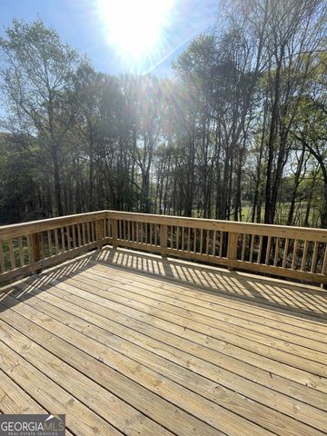 393 Strawberry Walk, Loganville, GA 30052