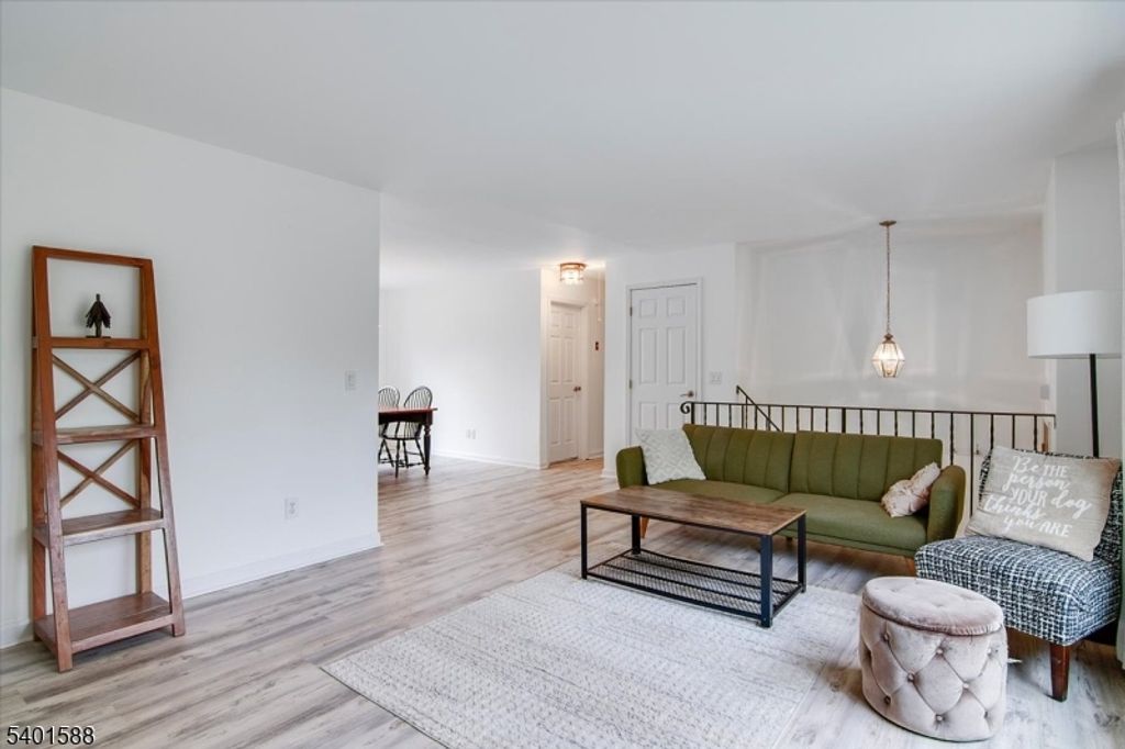 2 Oak St, Newton Town, NJ 07860 — photo 5