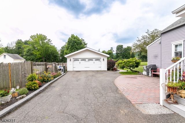36 Main St, Mount Olive Twp., NJ 07836