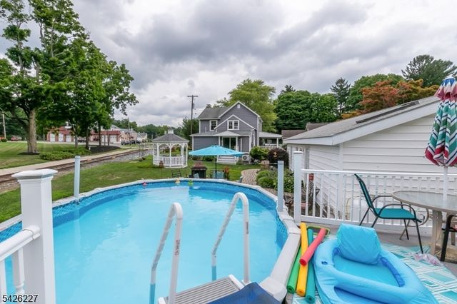 36 Main St, Mount Olive Twp., NJ 07836