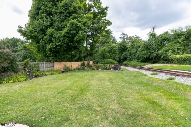36 Main St, Mount Olive Twp., NJ 07836