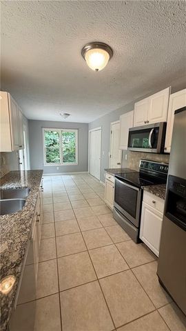900 Clearbrook Course SW, Marietta, GA 30064