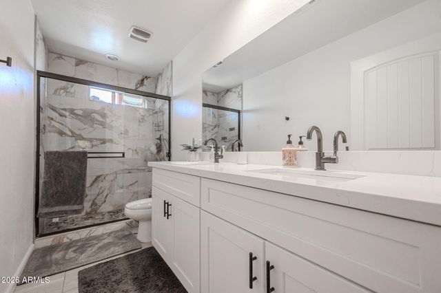 2547 E ILLINI Street, Phoenix, AZ 85040