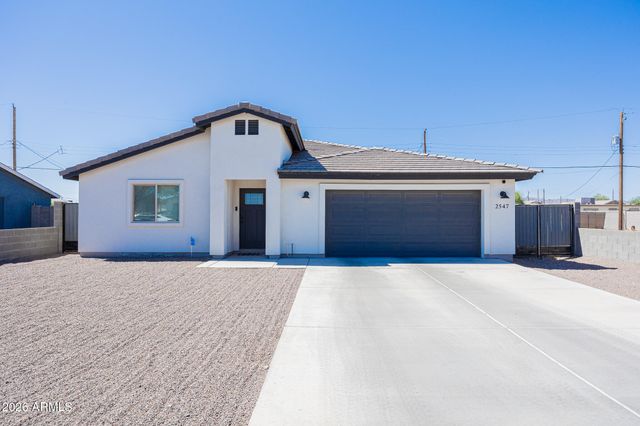 2547 E ILLINI Street, Phoenix, AZ 85040