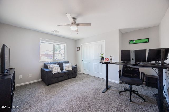 2547 E ILLINI Street, Phoenix, AZ 85040