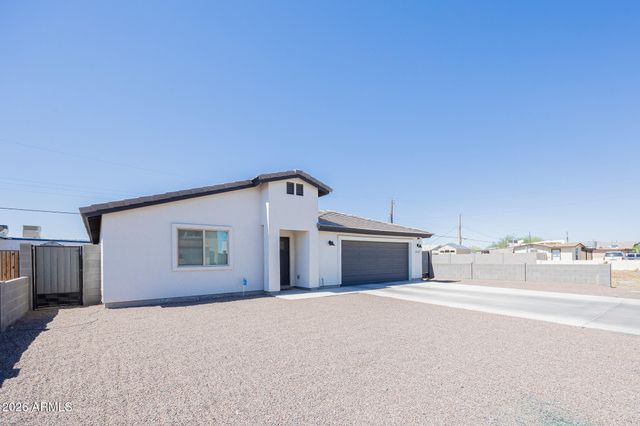 2547 E ILLINI Street, Phoenix, AZ 85040