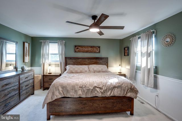 81 MASSEY DR, Sewell, NJ 08080