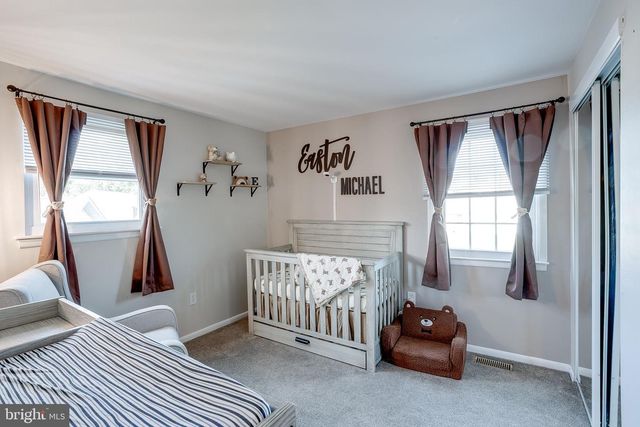 81 MASSEY DR, Sewell, NJ 08080