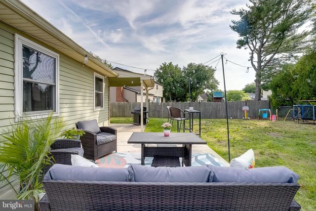 81 MASSEY DR, Sewell, NJ 08080