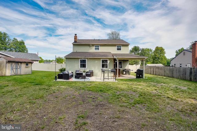 81 MASSEY DR, Sewell, NJ 08080
