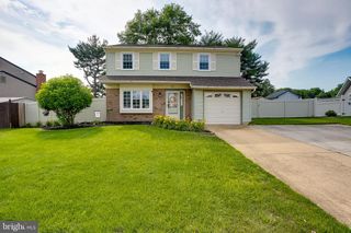 81 MASSEY DR, Sewell, NJ 08080