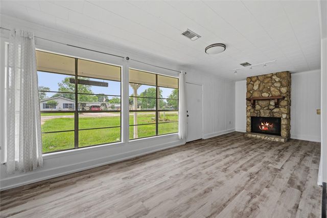 309 Lucy, Livingston, TX 77351